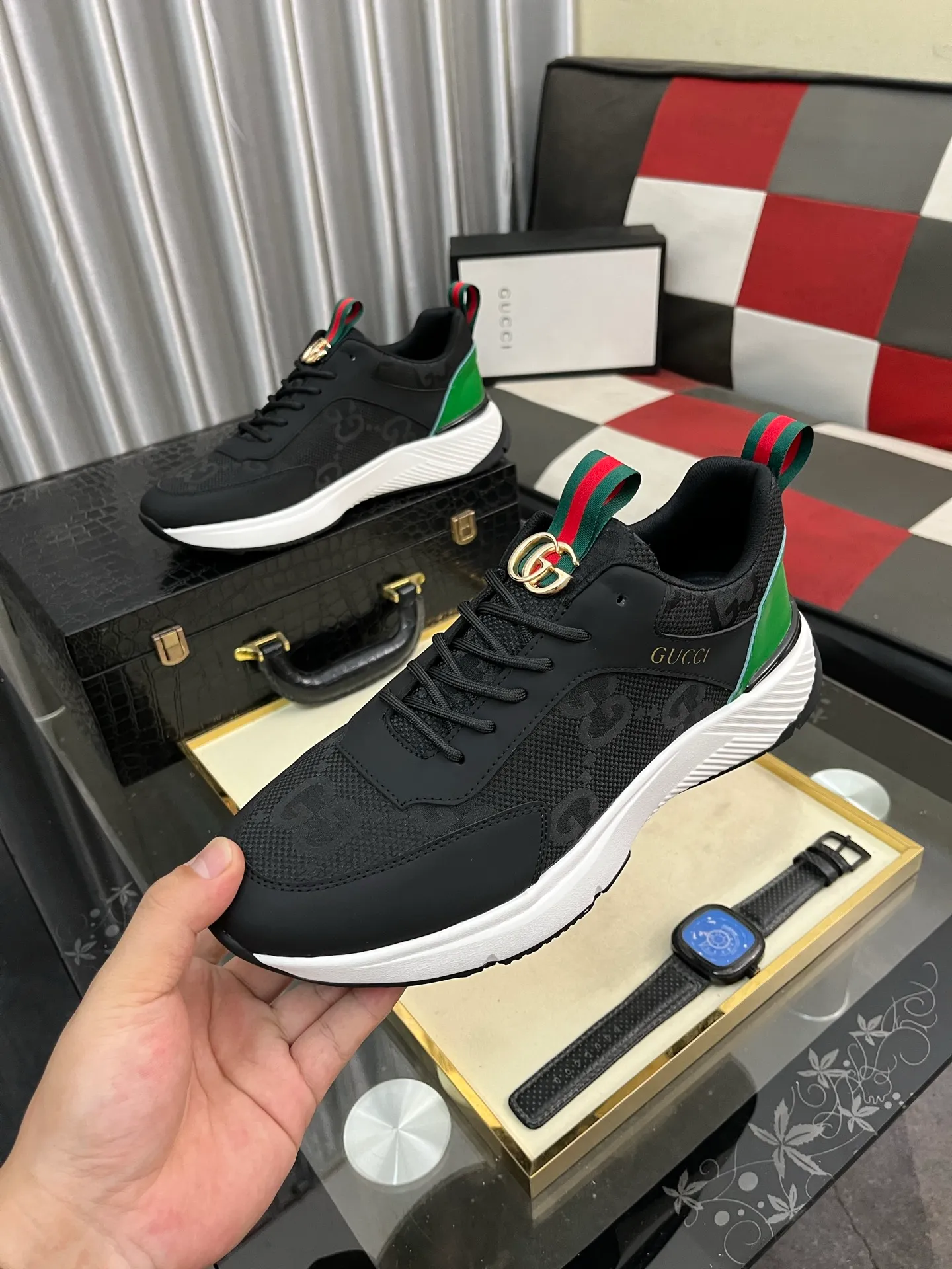 Men's Men's Shoes 💰458⌚️⌚️【GUCCI】Gucci men's latest white shoe series casual shoes! The official website is built 1:1. Upper: Made of imported cowhide, with electric embroidery ➕Inner lining: Made of high-quality first-layer pigskin, soft and comfortable. Picky material selection and exquisite workmanship give you the best enjoyment. Size: 38-443️⃣Colors available